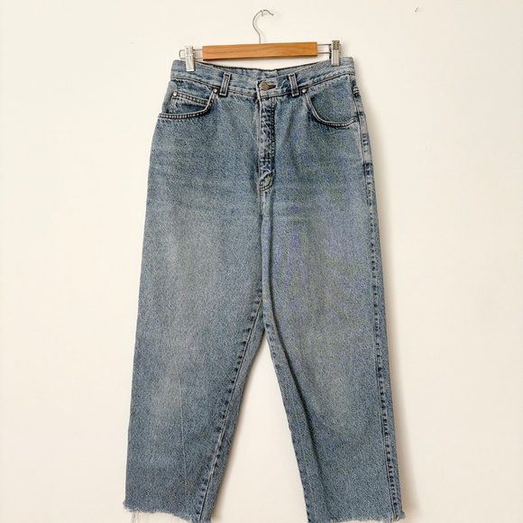 Vintage Levis mom jeans - Picture 3 of 7
